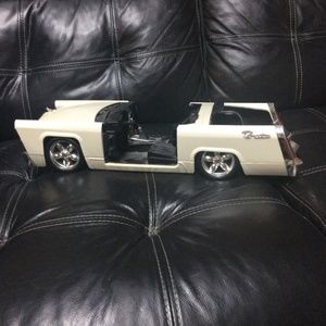 Big BRATZ Doll Glamour boujie car Accessory Toy Authentic